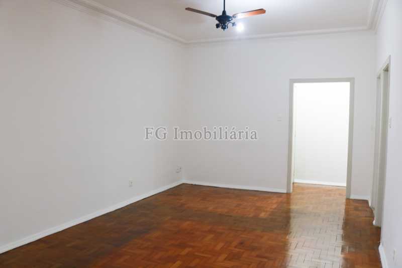 Apartamento à venda com 3 quartos, 110m² - Foto 1