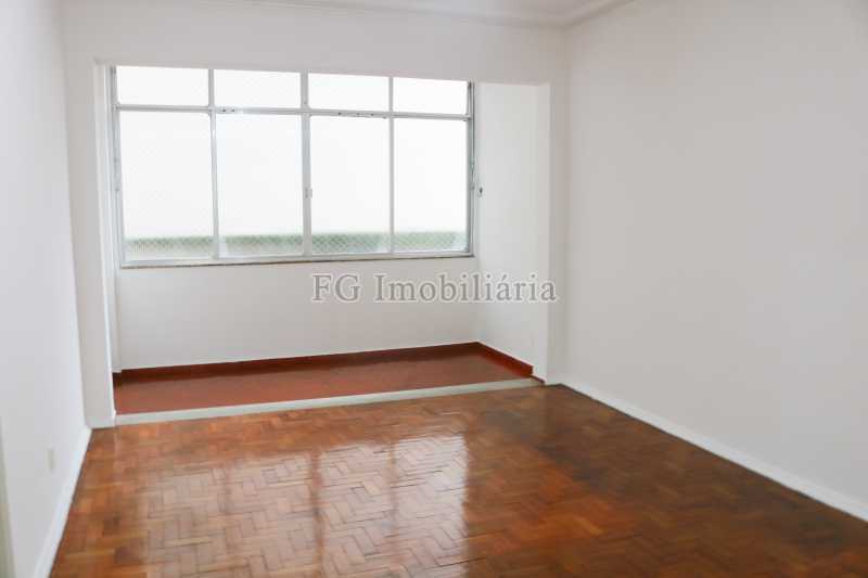 Apartamento à venda com 3 quartos, 110m² - Foto 4