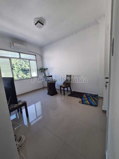 Apartamento à venda com 2 quartos, 70m² - Foto 4