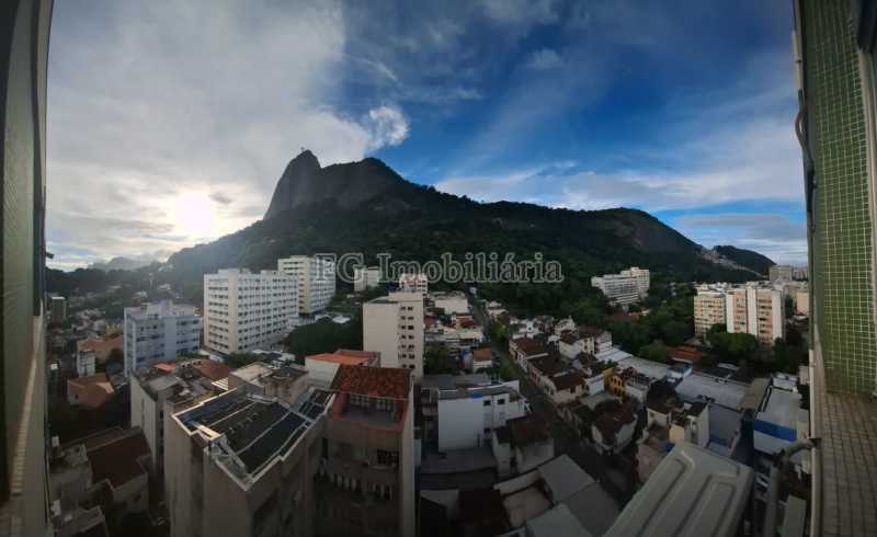 Apartamento à venda com 2 quartos, 70m² - Foto 9