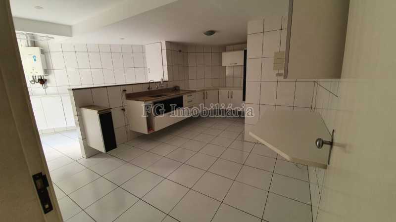 Apartamento à venda com 2 quartos, 80m² - Foto 17