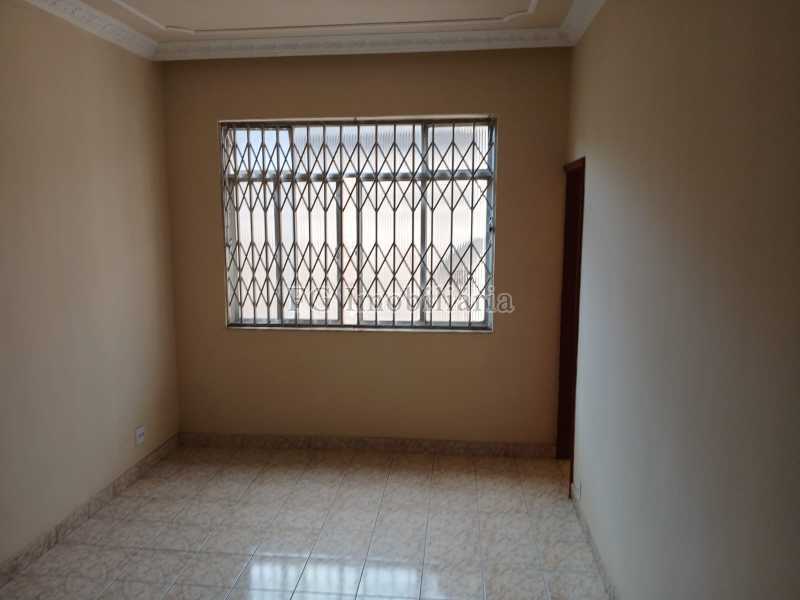 Apartamento para alugar com 2 quartos, 70m² - Foto 2