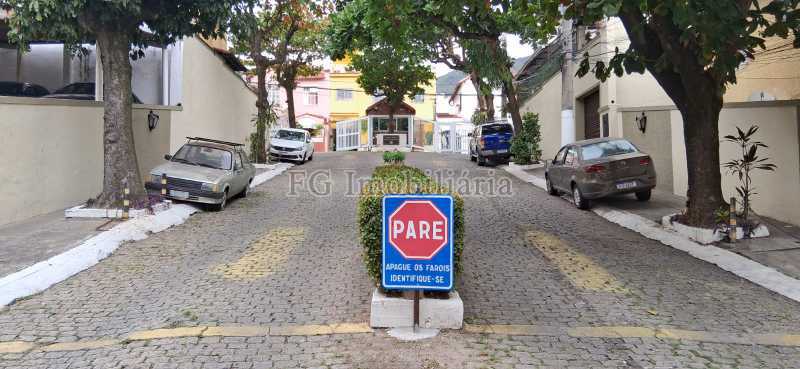Casa de Condomínio à venda com 3 quartos, 120m² - Foto 3