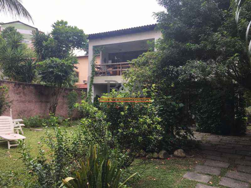 Casa de Condomínio à venda com 4 quartos, 380m² - Foto 4