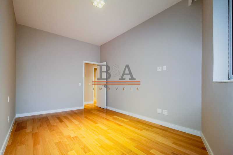 Apartamento à venda com 3 quartos, 136m² - Foto 19