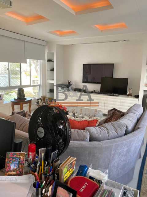 Apartamento à venda com 2 quartos, 200m² - Foto 5