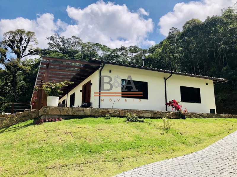 Casa à venda com 5 quartos, 380m² - Foto 4