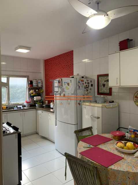 Apartamento à venda com 3 quartos, 170m² - Foto 17