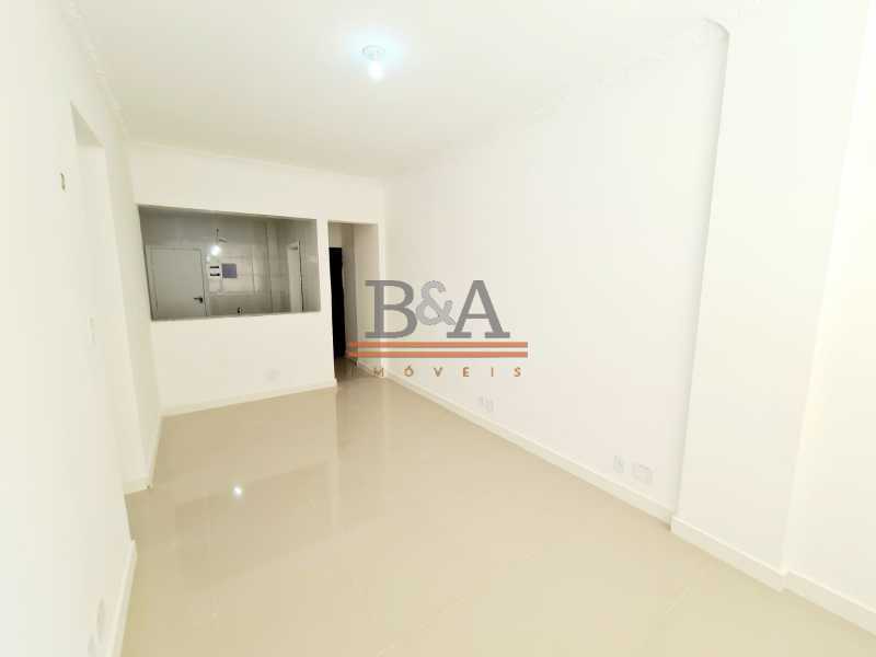 Apartamento à venda com 2 quartos, 70m² - Foto 3