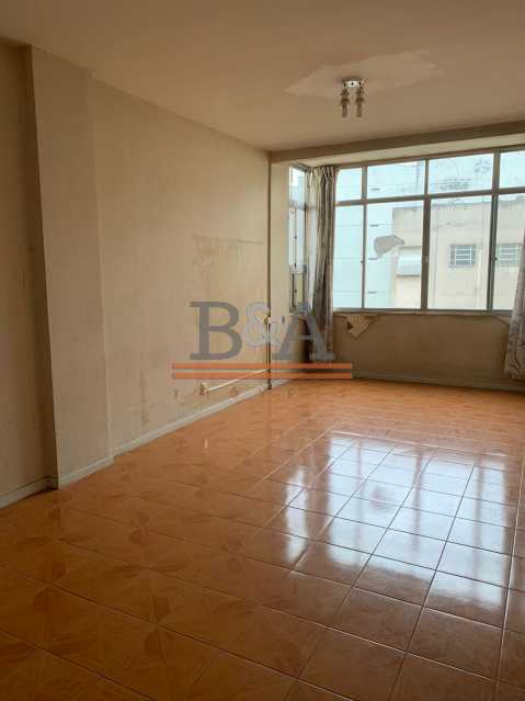 Apartamento à venda com 2 quartos, 75m² - Foto 1