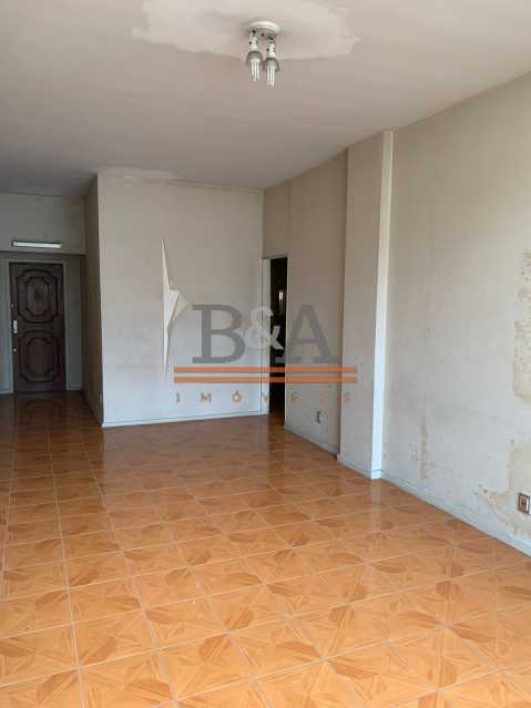 Apartamento à venda com 2 quartos, 75m² - Foto 3