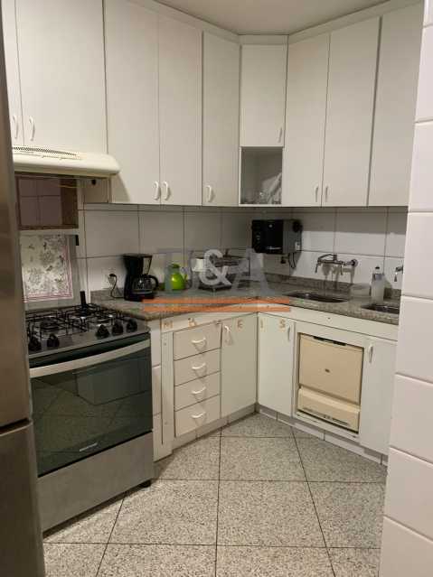 Apartamento à venda com 3 quartos, 203m² - Foto 22