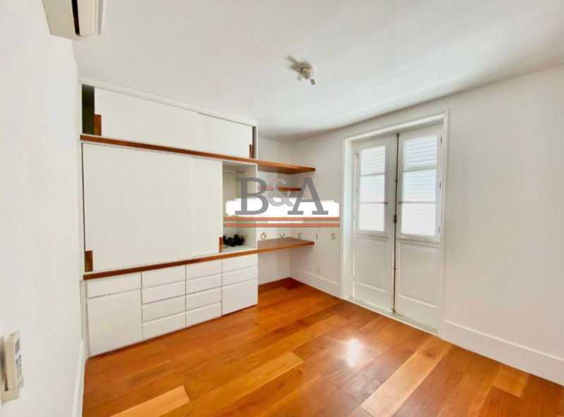 Apartamento à venda com 3 quartos, 280m² - Foto 3