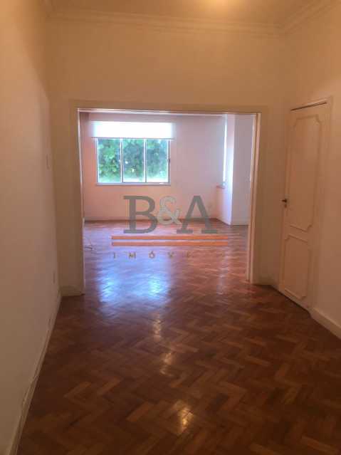 Apartamento à venda com 3 quartos, 223m² - Foto 3