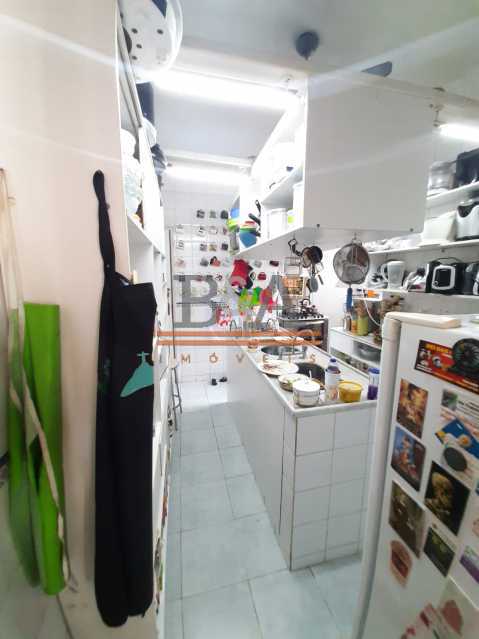 Apartamento à venda com 4 quartos, 182m² - Foto 24