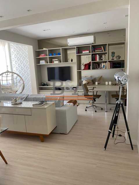 Apartamento à venda com 4 quartos, 210m² - Foto 7