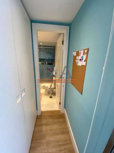 Apartamento à venda com 3 quartos, 210m² - Foto 16