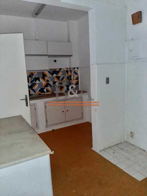 Apartamento à venda com 2 quartos, 65m² - Foto 23