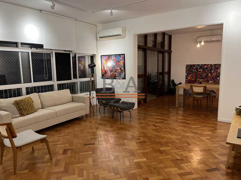 Apartamento à venda com 4 quartos, 225m² - Foto 3