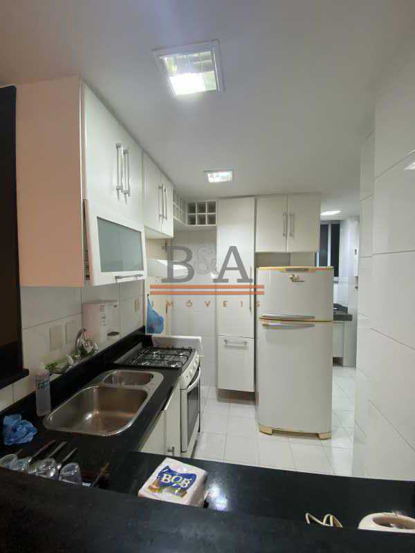 Apartamento à venda com 2 quartos, 66m² - Foto 2