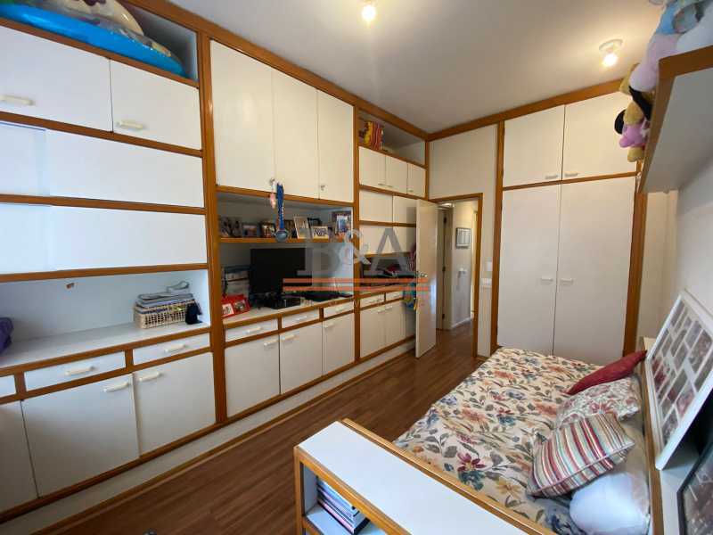 Apartamento à venda com 3 quartos, 198m² - Foto 14