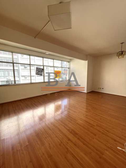 Apartamento à venda com 3 quartos, 130m² - Foto 1