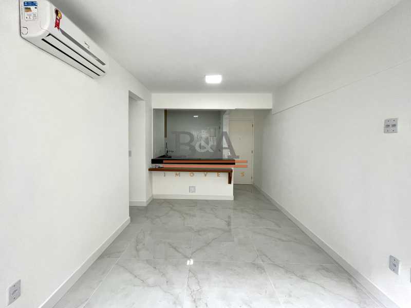 Apartamento à venda com 2 quartos, 70m² - Foto 13