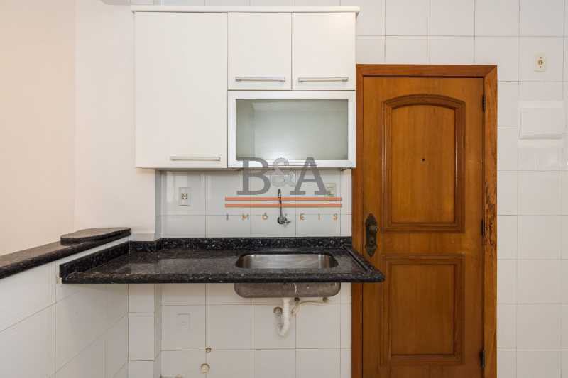 Apartamento à venda com 2 quartos, 75m² - Foto 9