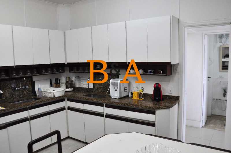 Apartamento à venda com 3 quartos, 200m² - Foto 21