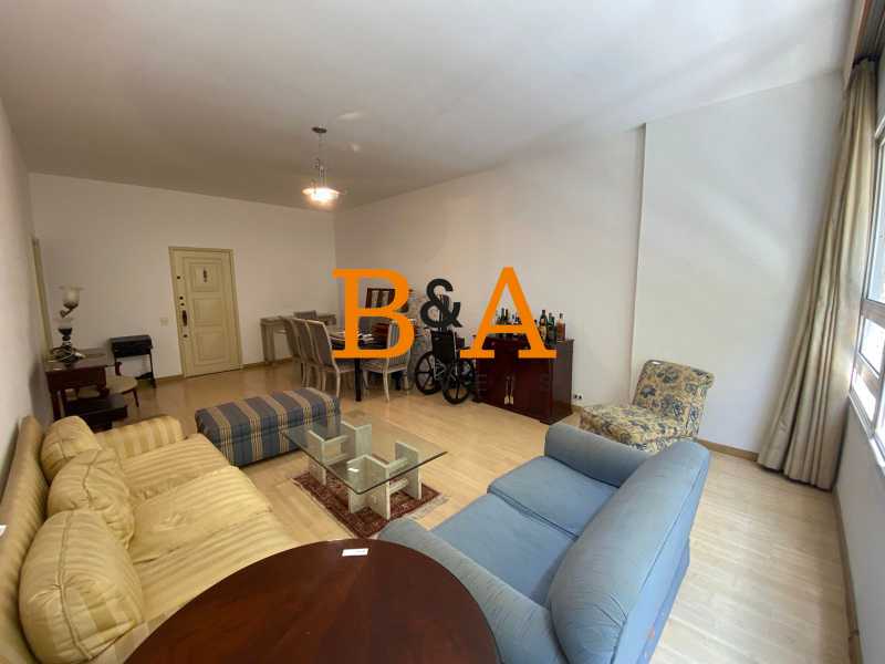 Apartamento à venda com 3 quartos, 210m² - Foto 7