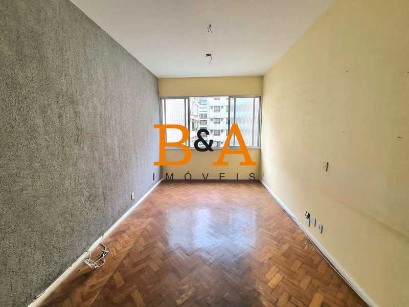 Apartamento à venda com 2 quartos, 70m² - Foto 4