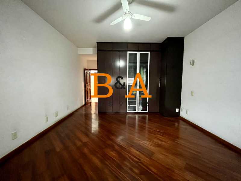 Apartamento à venda com 3 quartos, 180m² - Foto 9