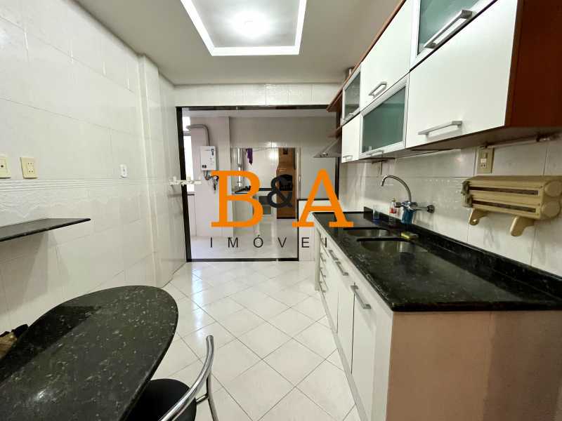 Apartamento à venda com 3 quartos, 180m² - Foto 23