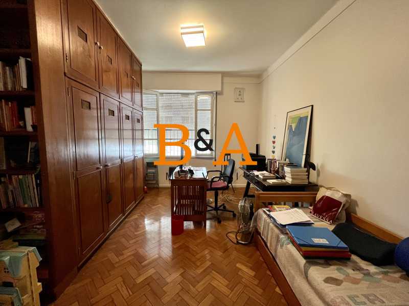 Apartamento à venda com 4 quartos, 206m² - Foto 11