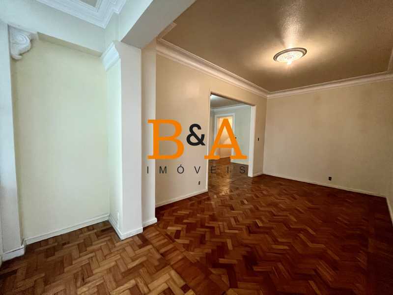 Apartamento à venda com 3 quartos, 121m² - Foto 9