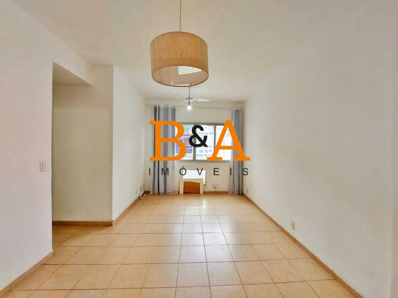 Apartamento à venda com 2 quartos, 70m² - Foto 1