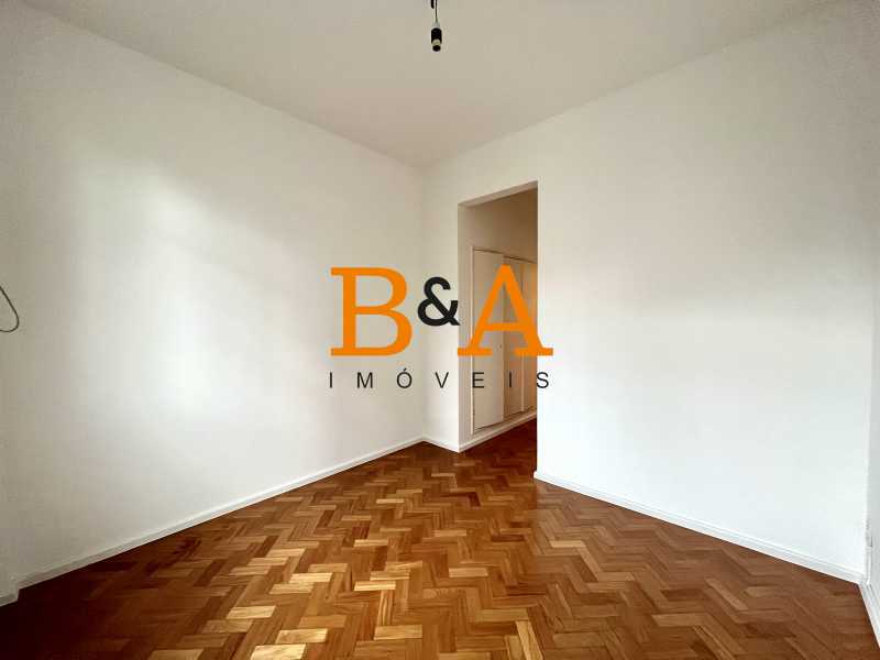 Apartamento à venda com 2 quartos, 80m² - Foto 11