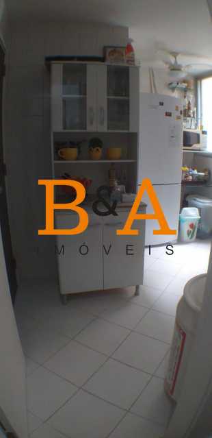 Apartamento à venda com 2 quartos, 80m² - Foto 26