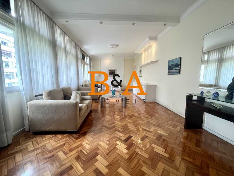 Apartamento à venda com 3 quartos, 150m² - Foto 3