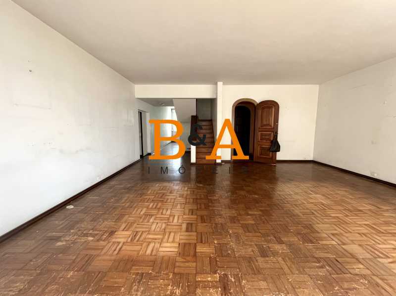 Cobertura à venda com 4 quartos, 300m² - Foto 1