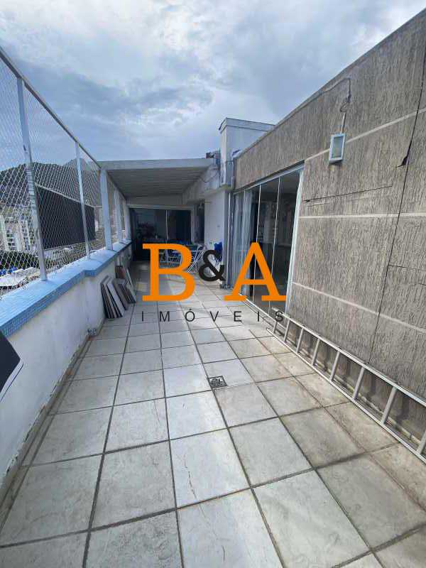 Cobertura à venda com 4 quartos, 200m² - Foto 1