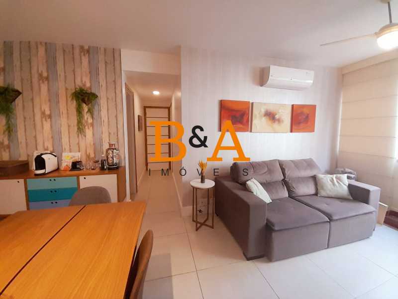 Apartamento à venda com 2 quartos, 70m² - Foto 2