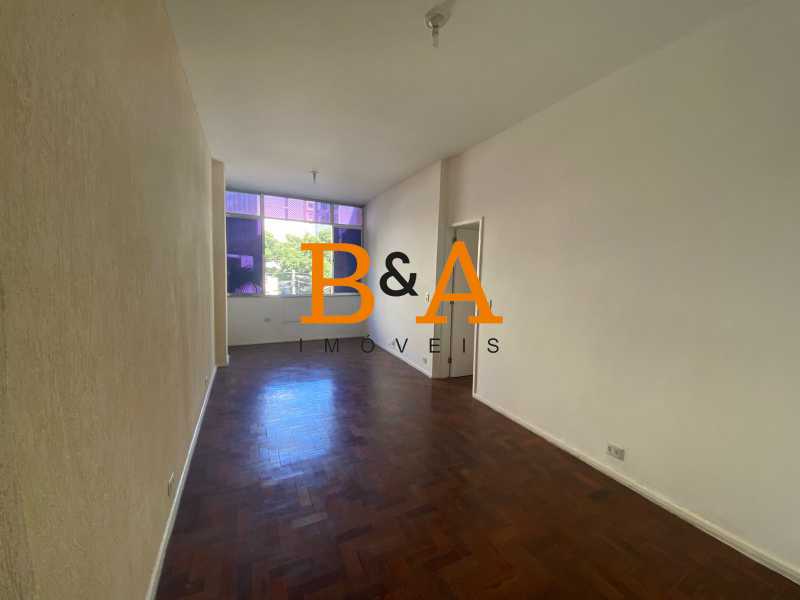 Apartamento à venda com 3 quartos, 85m² - Foto 2