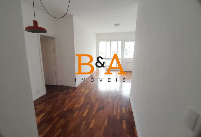 Apartamento à venda com 2 quartos, 80m² - Foto 2