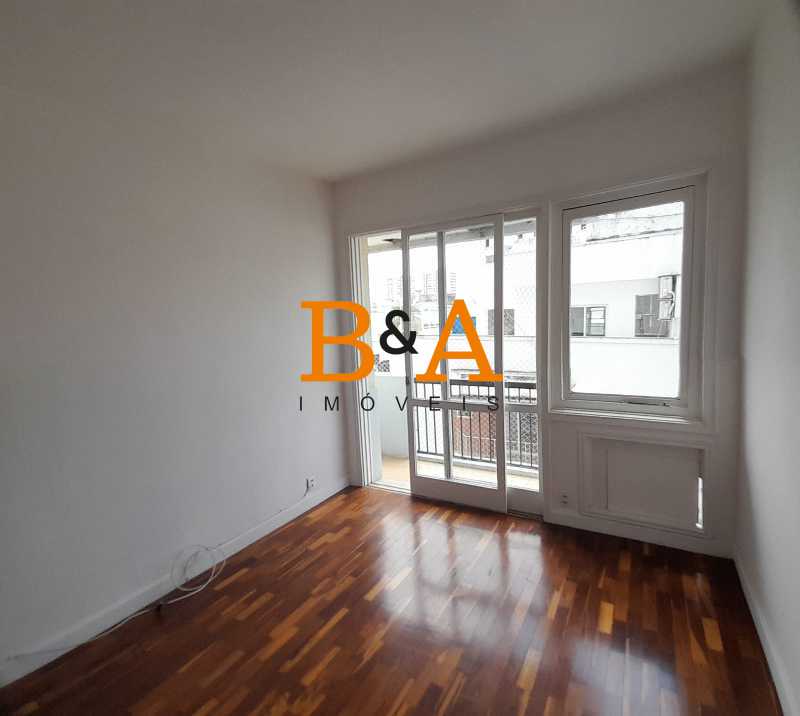 Apartamento à venda com 2 quartos, 80m² - Foto 3