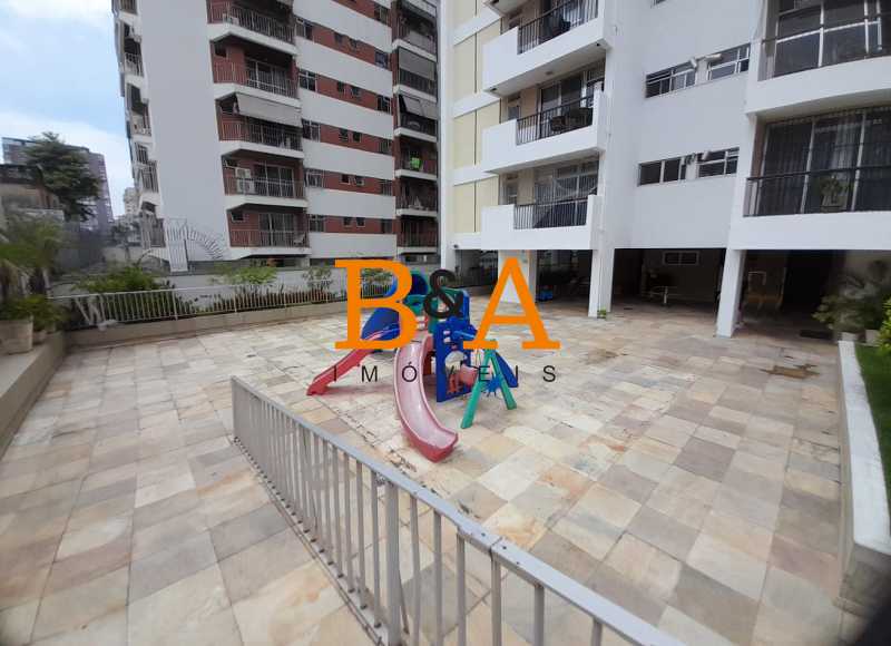 Apartamento à venda com 2 quartos, 80m² - Foto 23