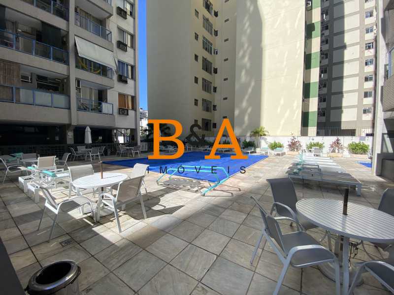 Apartamento à venda com 1 quarto, 55m² - Foto 18