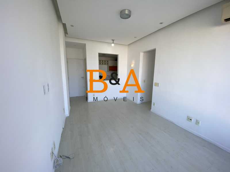 Apartamento à venda com 2 quartos, 60m² - Foto 4