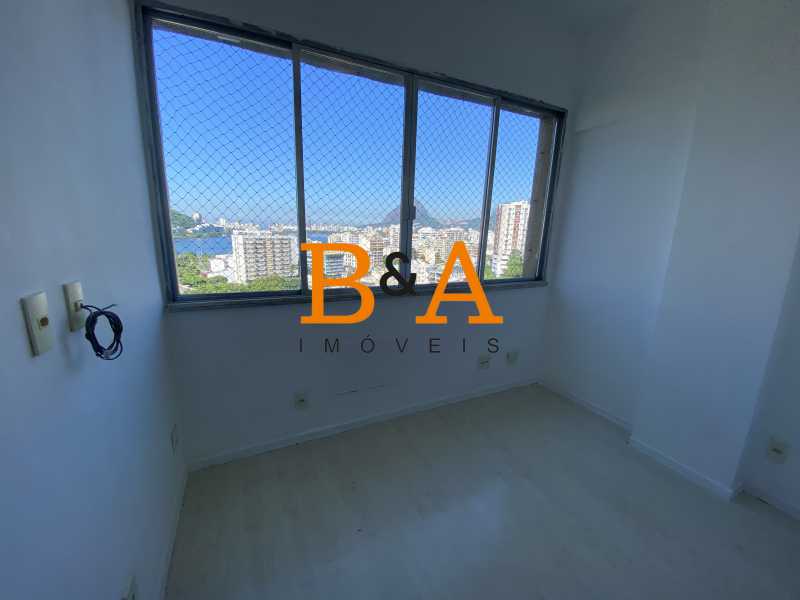 Apartamento à venda com 2 quartos, 60m² - Foto 18