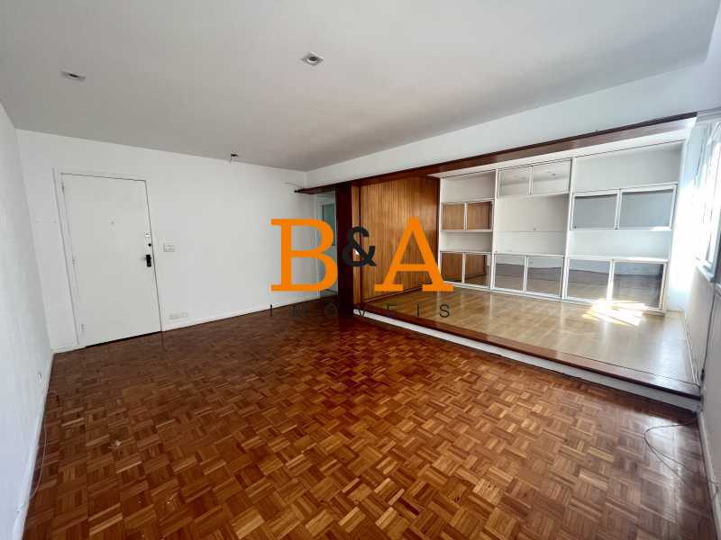 Apartamento à venda com 3 quartos, 105m² - Foto 2